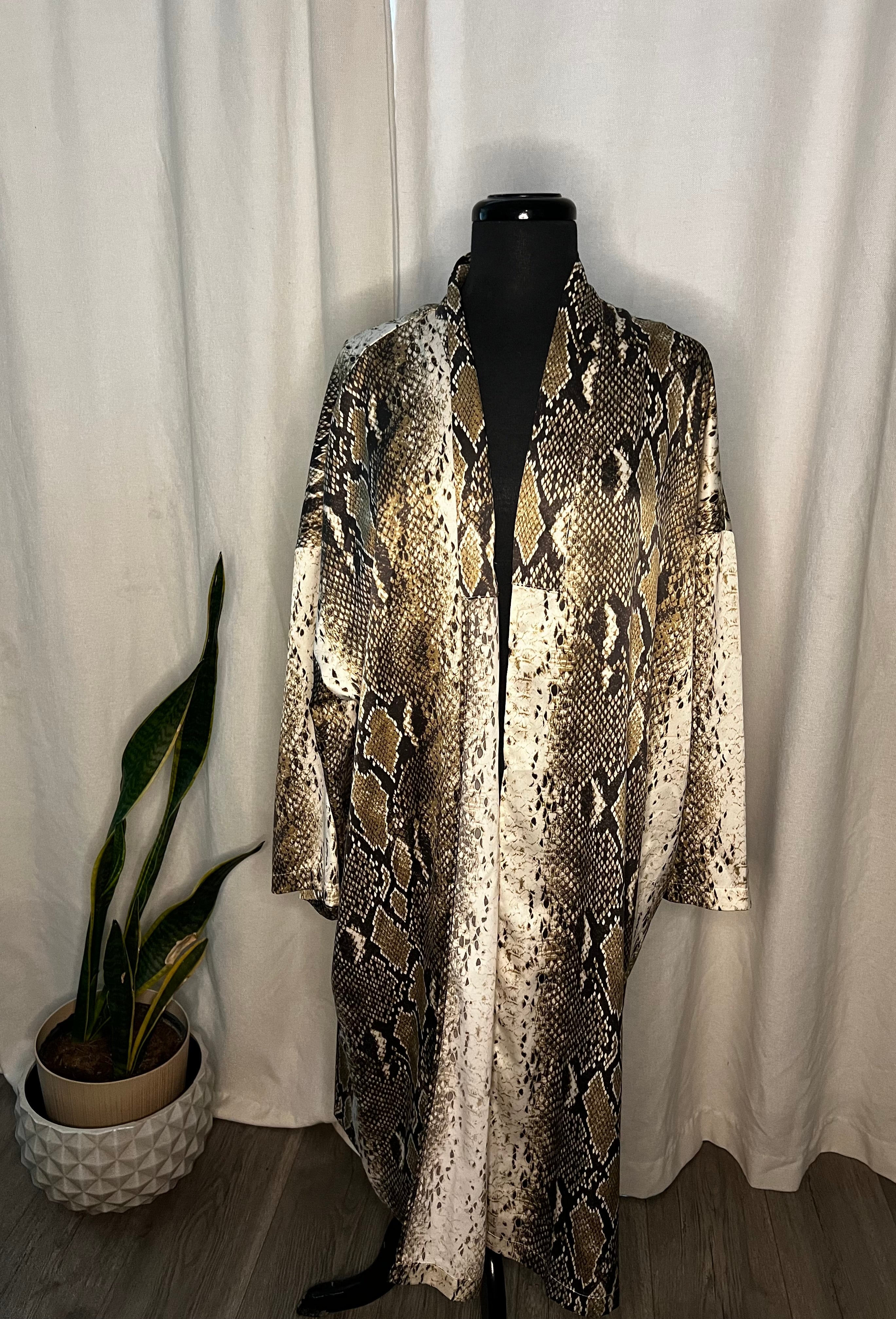 Kimono snake