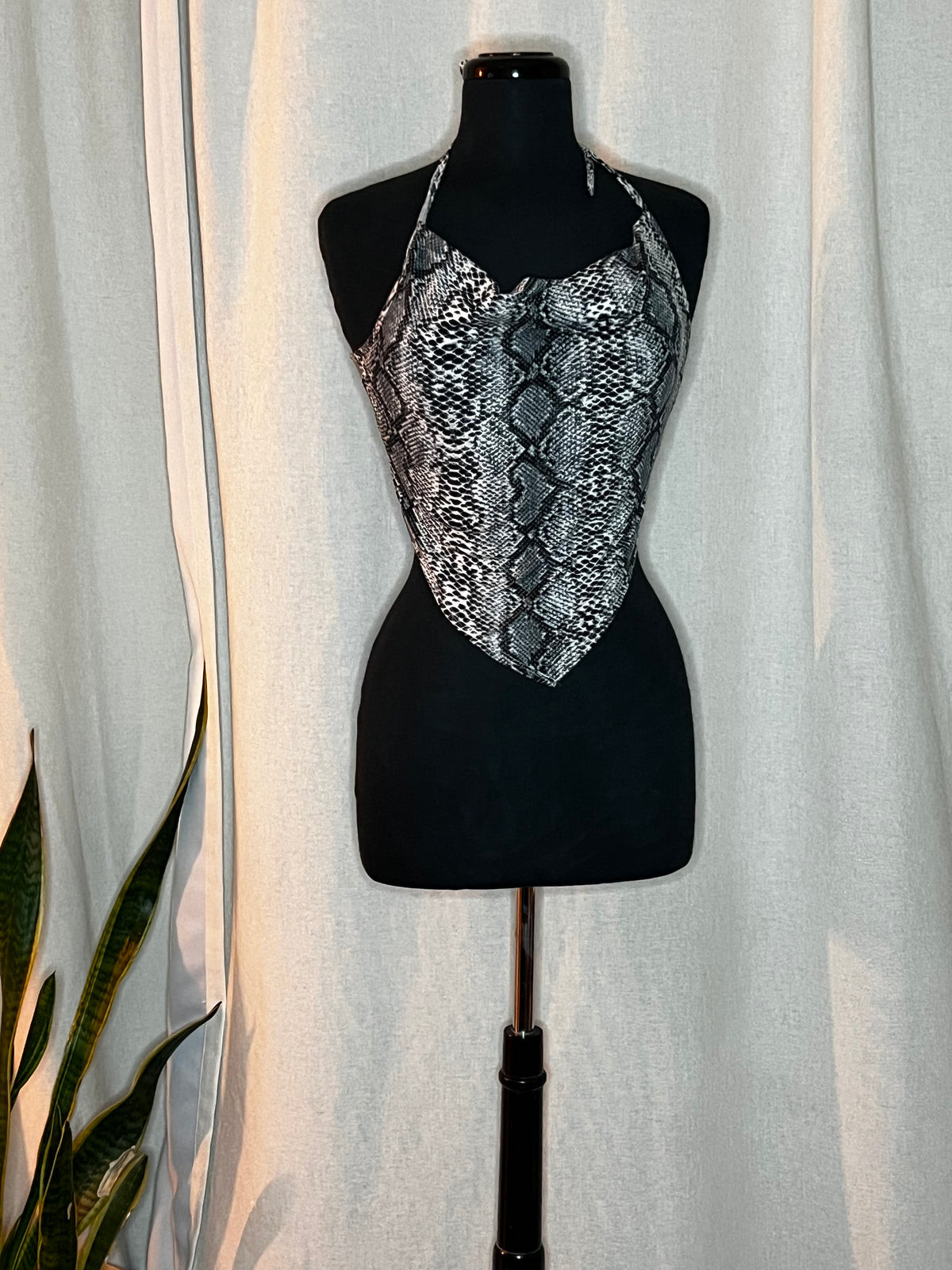Snake Top